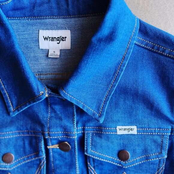 Wrangler Cropped Denim Vest 💙 Western Americana • Y2K Revival - Picture 7 of 7